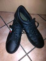 Tommy Hilfiger Sneaker Gr.44 neuwertig ! Schwerin - Gartenstadt - Ostorf Vorschau