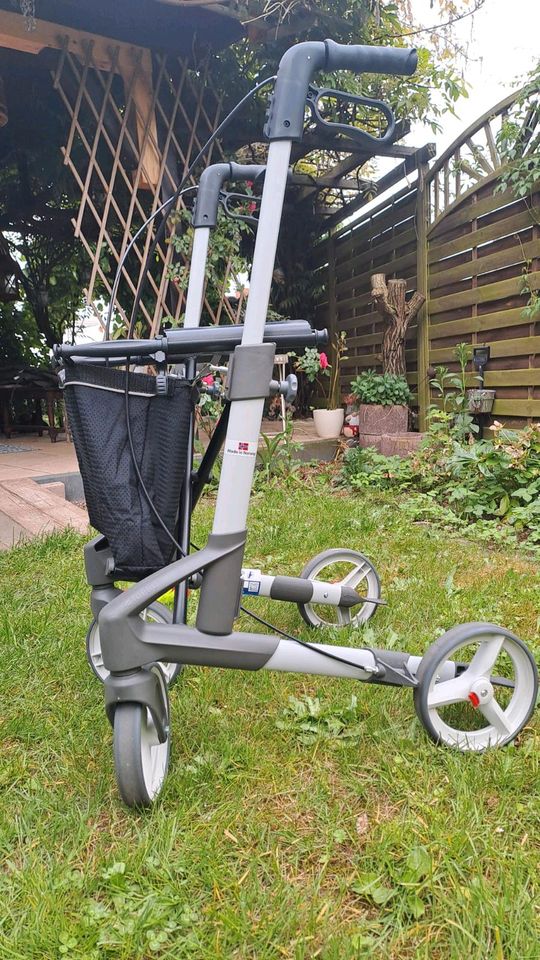 Rollator neuwertig 380 € in Babenhausen