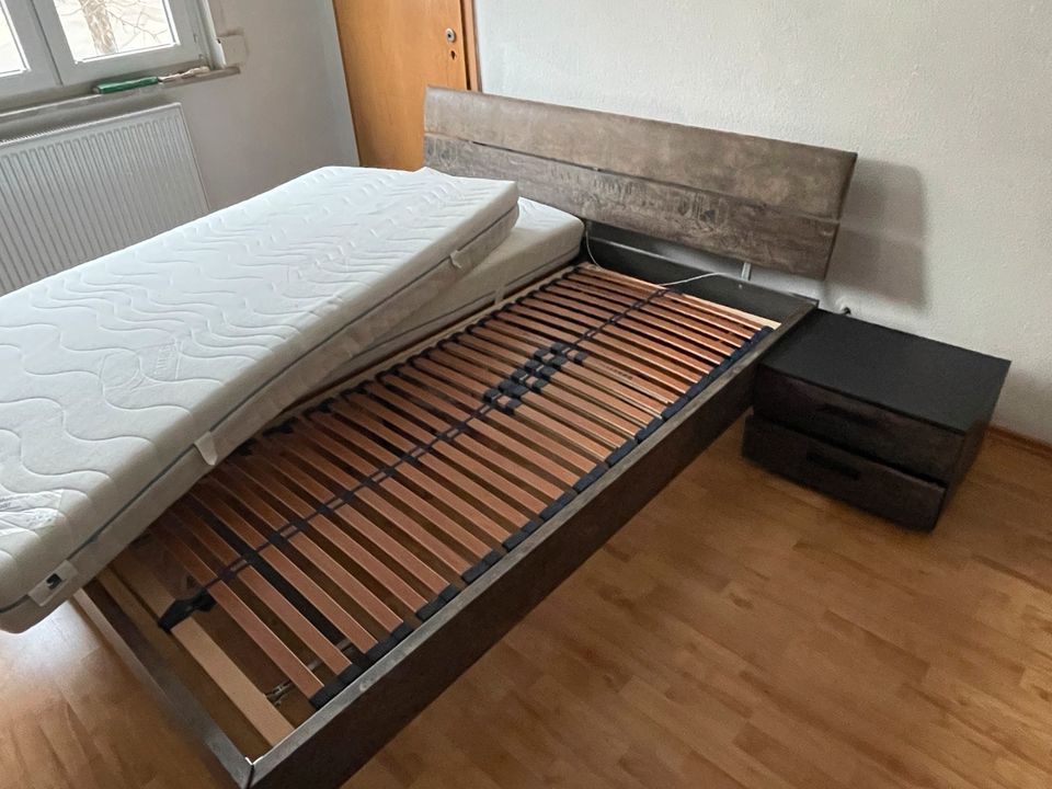 Schlafzimmer komplett in Aichhalden