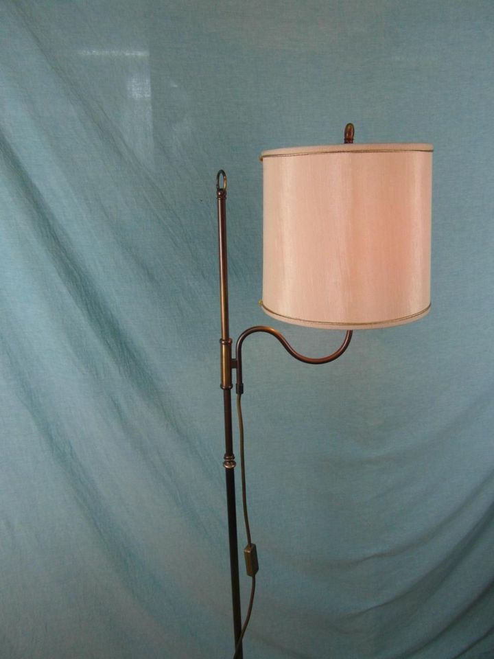 Stehlampe Messing verstellbar Vintage Antik Schirm Stoffoptik 4a2 in Bielefeld