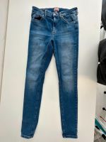 Skinny Jeans von Only Gr. 32/L Kr. München - Unterföhring Vorschau