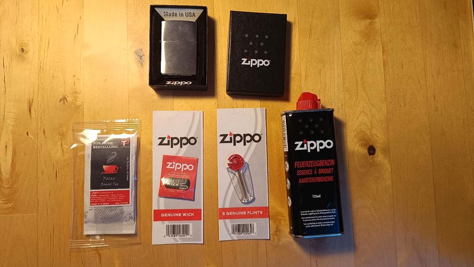 "ZIPPO". Original Zippo Feuerzeug + Set in Bad Berka