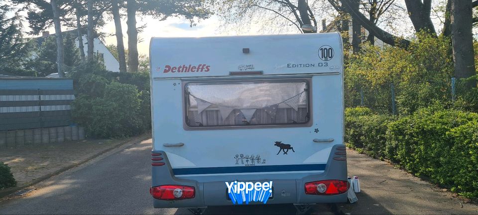 Dethleffs Wohnwagen mit 5 Schlafplätzen und  einer Klimaanlage in Marl