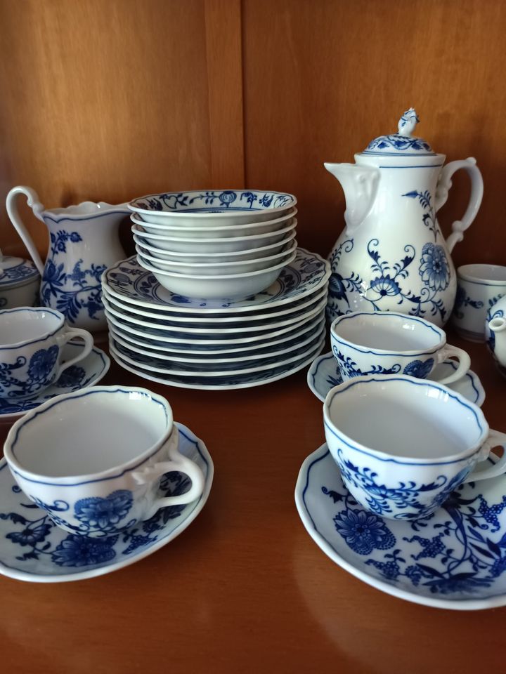 53-teiliges Zwiebel Muster Set (Hutschenreuther & Tschechien) in Wiesbaden