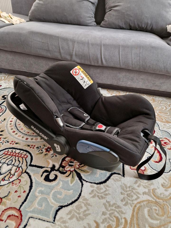 Quinny Moodd limited edition mit Maxi Cosi in Jena