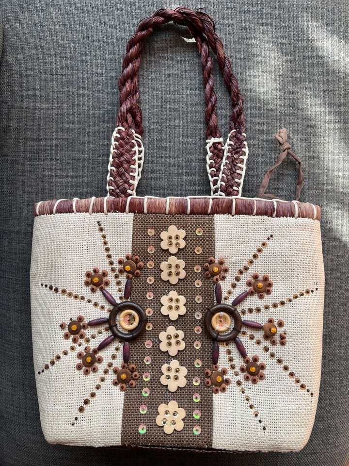 Shopper Tasche Boho geflochten Holzelemente Pailletten neu in Bremen