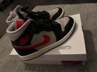 WMNS Air Jordan 1 Mid Black/Gym Red-College Grey Dortmund - Westerfilde Vorschau