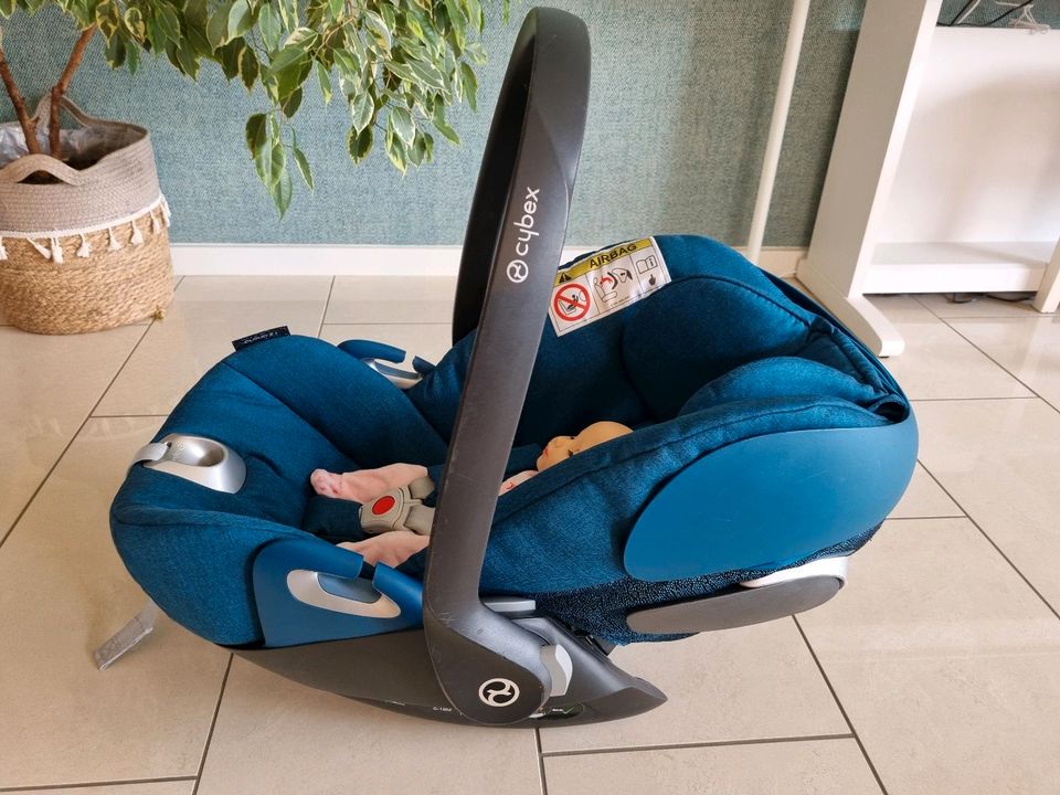Baby - Autositz von Cybex mit Rechnung in Koblenz