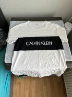 T-Shirt Calvin Klein Niedersachsen - Celle Vorschau