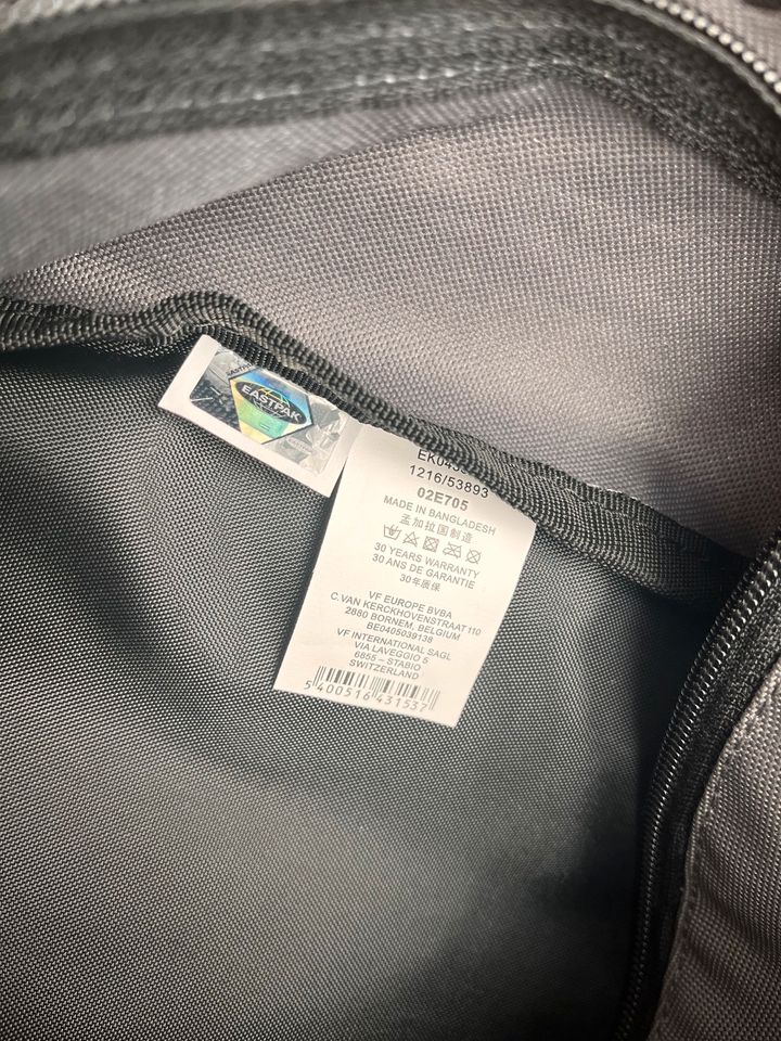 Eastpak Orbit XS, grau/Punkte NEU in Baden-Württemberg - Weinheim | eBay  Kleinanzeigen ist jetzt Kleinanzeigen