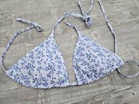 H&M Bikini Oberteil M 38 Neu weiß blau Blümchen Nordrhein-Westfalen - Meerbusch Vorschau