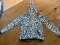 S. Oliver Mädchen Hoody Zebramuster, Gr. 176/XL Bayern - Puchheim Vorschau