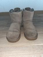UGG Boots in grau Leipzig - Engelsdorf Vorschau
