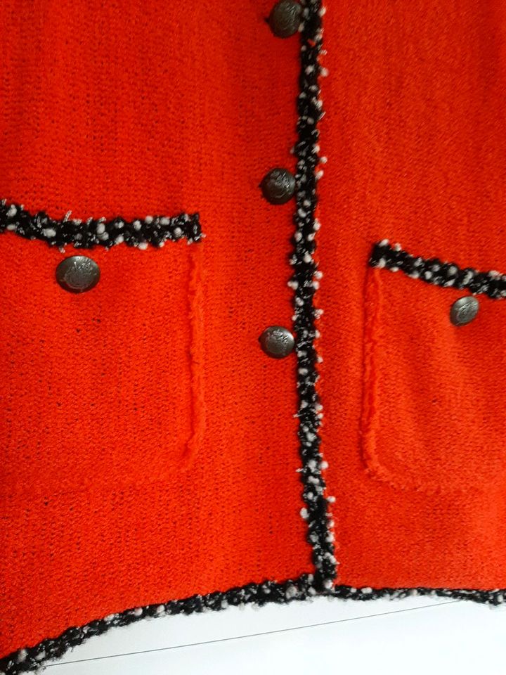 Strickjacke,  rot   zara, Größe M in Regensburg