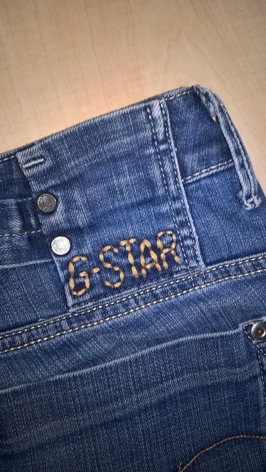 G-Star Jeans, Gr. W 31, Länge 34, verstellbarer Bund, Hüfthose in Maintal