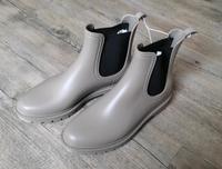 NEUE Damen Regenstiefel Regen-Boots kurz Taupe 38 Hessen - Fulda Vorschau