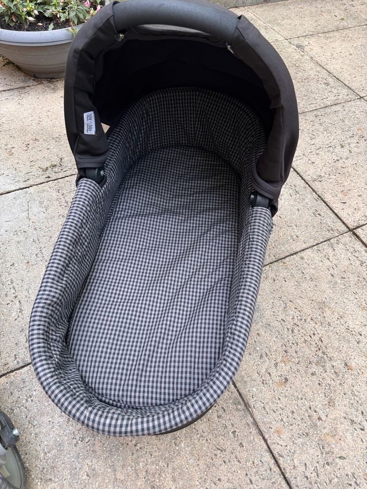 Teutonia S11 Kinderwagen inkl. Babyschale, Sportsitz in Frankfurt am Main