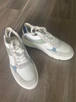 Neue Sneakers von Tamaris Hessen - Hattersheim am Main Vorschau