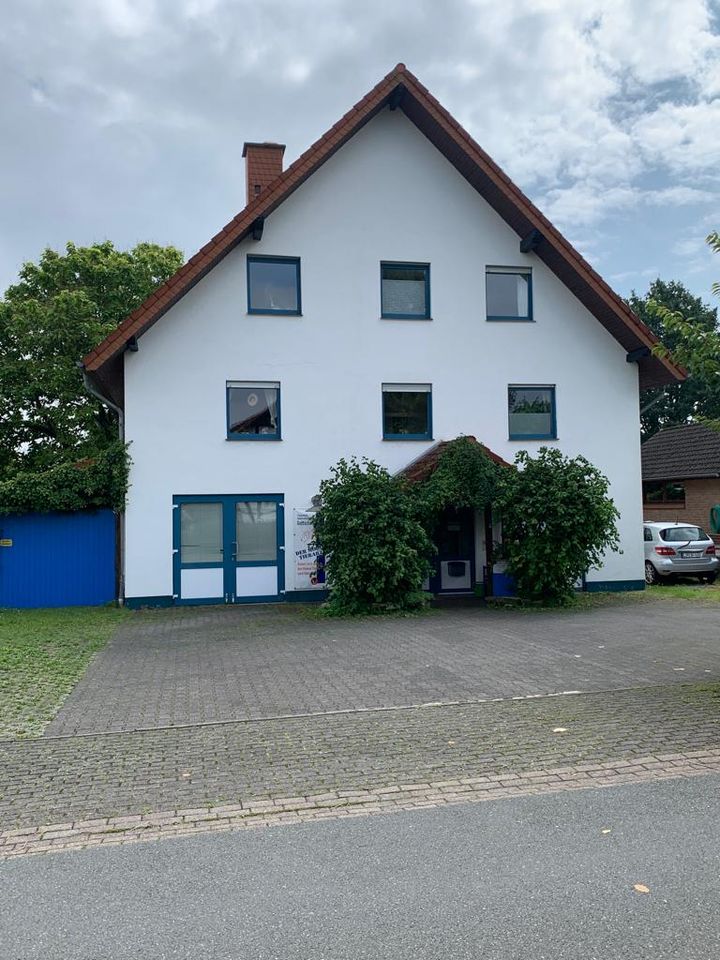 1-2 Familienhaus mit Gewerberäume in Horn-Bad Meinberg