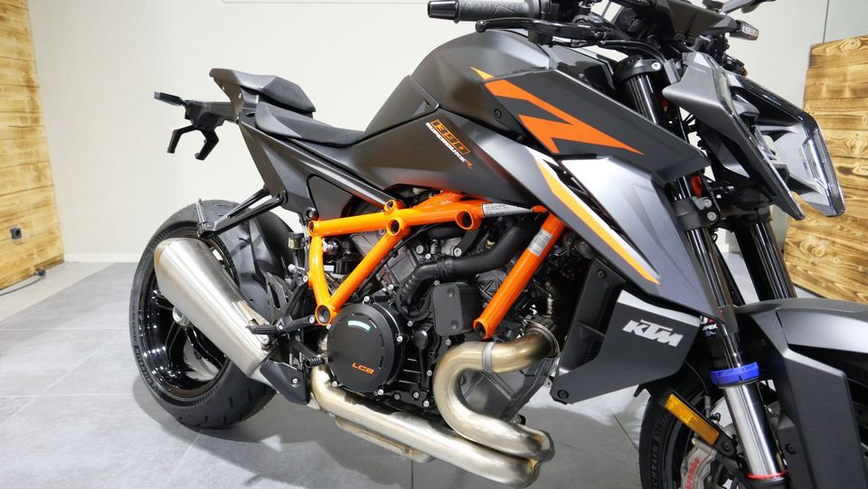 KTM 1390 Super Duke R EVO *2024* in Trier