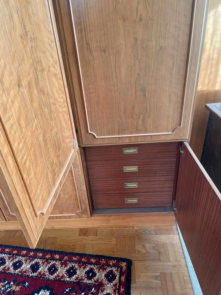 SIDEBOARD massiv HOLZ Wohnwand TV Schrank UNIKAT Tischlerarbeit in Ammersbek