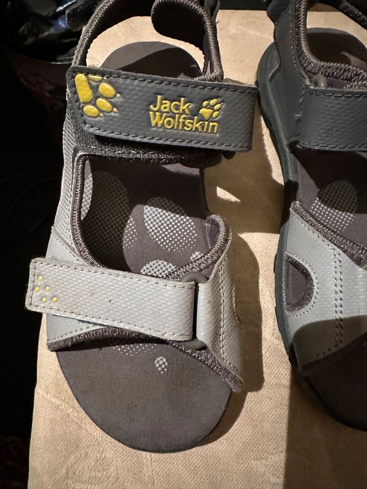 Jack Wolfskin Sandale Gr. 32 in Oelsnitz / Vogtland