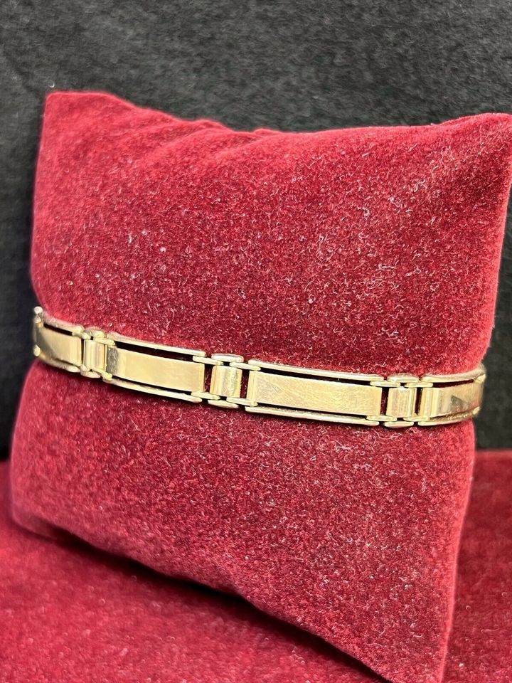 GOLD ARMBAND 14k 585 21,5cm L 0,70cm B 17,12g GG AU in Berlin