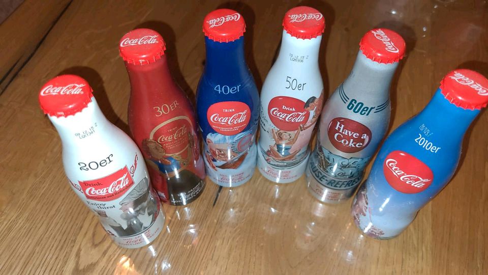 100 Jahre Coca Cola Konturflaschen in Nützen