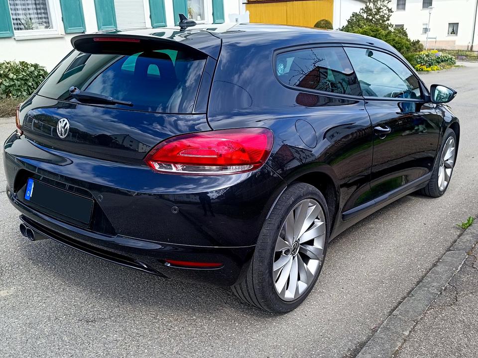 VW Scirocco⭐️TÜV⭐️ 160PS Sport Black Edition Klima SHZ PDC BC in Erbach