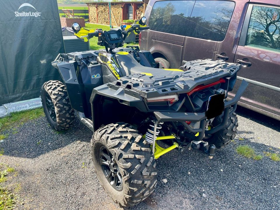 Polaris Sportsman XP 1000 S 55“ +Garage +Schneeschild +HeckBox in Braunsbedra