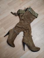 Stiefel, Overknees Hessen - Gelnhausen Vorschau