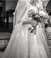 Brautkleid/Hochzeitskleid mit wunderschöner Spitze von Eddy K Nordrhein-Westfalen - Linnich Vorschau