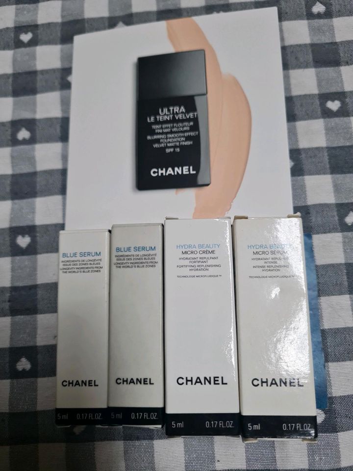 Chanel Produkte Probe/Reisegröße 5x blue  serum, Hydra beauty in Würselen