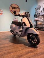 Vespa GTS 300 Super Tech *NEUFAHRZEUG* CUSTOMIZED* Bayern - Landshut Vorschau