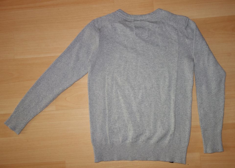 Sweatshirt, leichte Pullover 134-140 neu in Nürnberg (Mittelfr)