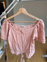 4 gebrauchte Markenoberteile und 1 unbenutzter rosa Mantel. Baden-Württemberg - Leimen Vorschau