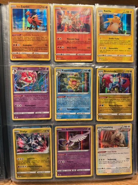 Pokemon Sammelkarten/Celebration/Full Art, Rainbow, Prisma, Bulk in Hinterweidenthal