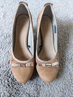 beige hellbraun cognac gold Tommy Hilfiger Pumps Wildleder Gr. 38 Nordrhein-Westfalen - Isselburg Vorschau