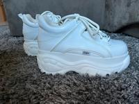 Buffalo Plateau Sneaker weiß Bayern - Regensburg Vorschau