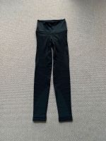 Sporthose Sportlegging schwarz Gr S Nike Dri-Fit Hamburg-Mitte - Finkenwerder Vorschau