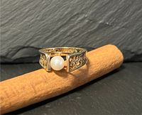 Ring / 585 (14ct.) Gelbgold mit Perle / Goldschmuck / T2290 Berlin - Schöneberg Vorschau