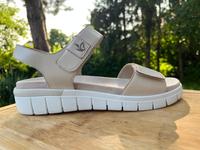 Bequeme NEUE Damen-Sandalen Gr.41, weich, WEITE H, Leder, v.Capri Baden-Württemberg - Ebersbach an der Fils Vorschau