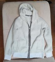 Kapuzenjacke Teddyjacke Kuscheljacke weiß Yigga Gr. 158 / 164 Niedersachsen - Lüder Vorschau