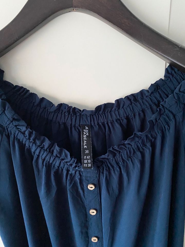 Bluse im Carmenstyle blau sehr leicht Gr. M in Hohenwarsleben