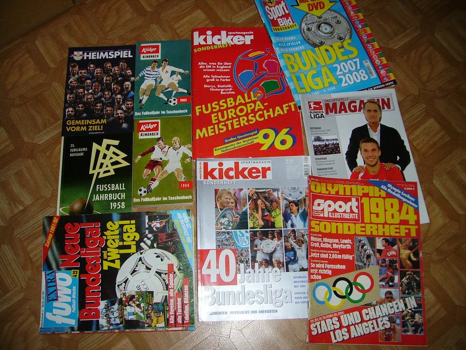 Konvolut Fußball-Magazine,Kicker Almanach 1965/66,DFB Jahrbuch in Cottbus