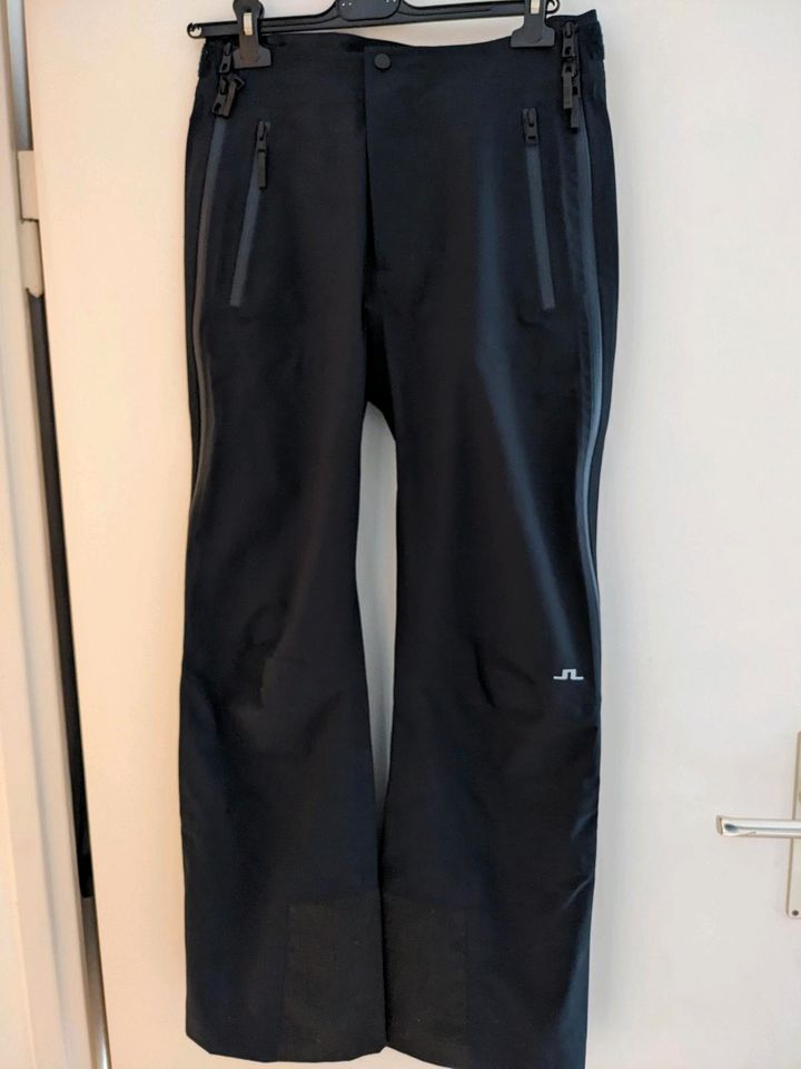 J. Lindeberg Debby Shell Skihose RECCO System, navy Gr. S NEU in Frankfurt am Main