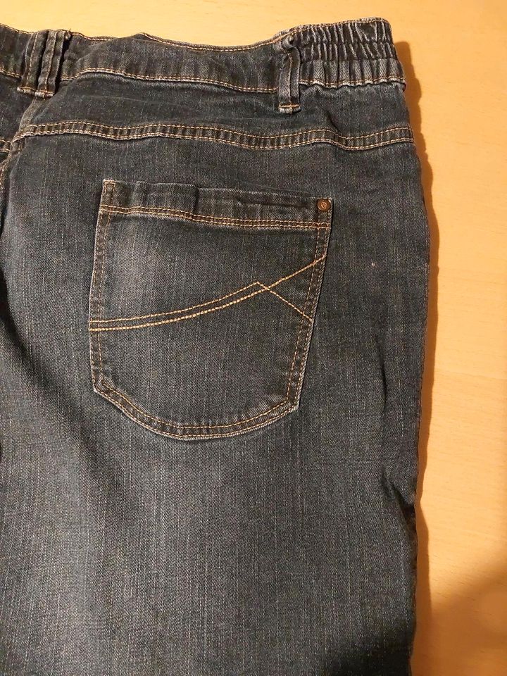 Tolle Jeans von Giada Gr. 52 für 8€ in Xanten