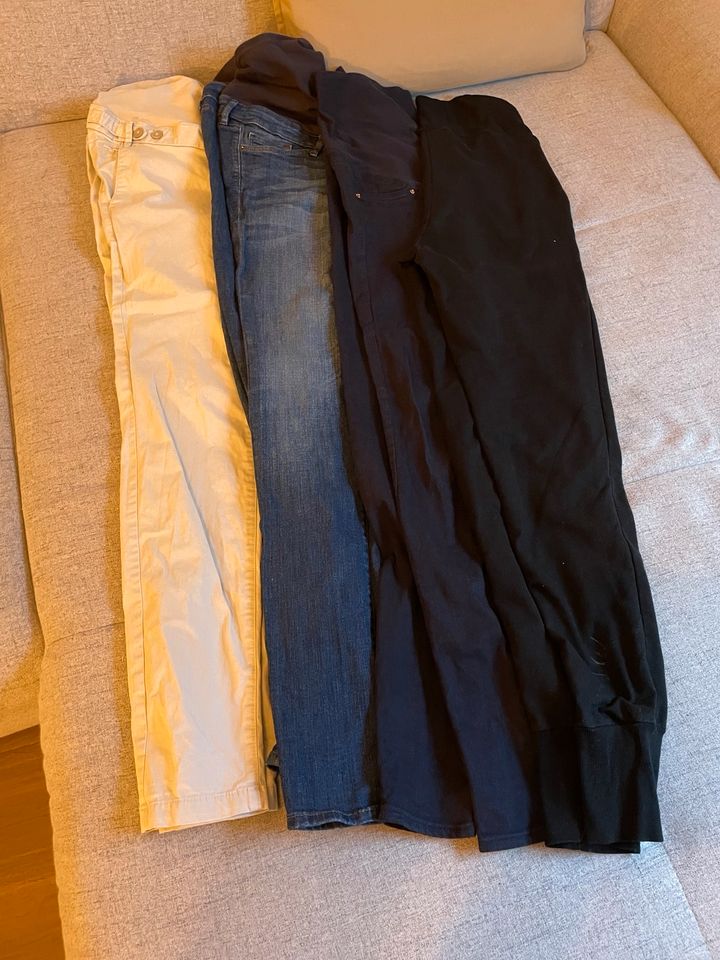 Umstandsmode Paket: Hosen, Shirts, Tankini, Bauchband in Haan