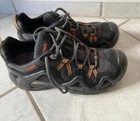 Wanderschuhe der Marke Lowa Niedersachsen - Ihlow Vorschau