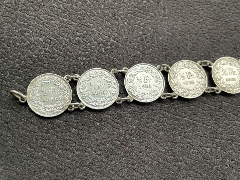 Armband aus 1/2 Franken Silbermünzen 900 Silber in Frankfurt am Main